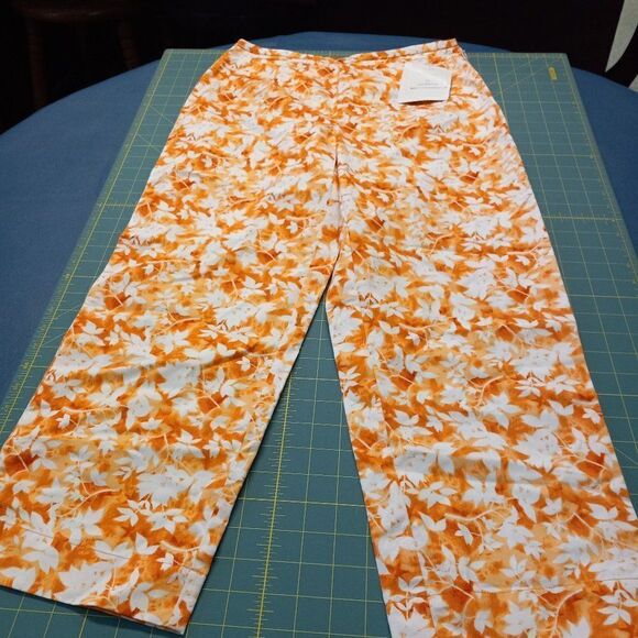 NWT Liz Claiborne Cropped pants - Picture 1 of 5